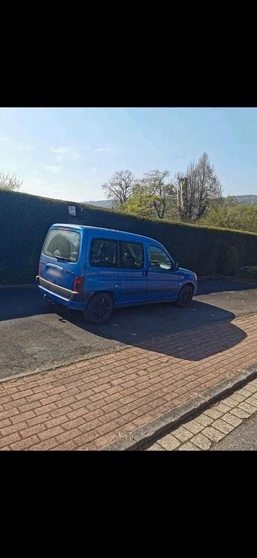 Gebraucht Citroën Berlingo 109 PS (80 kW) 2004 Blau Van / Kleinbus