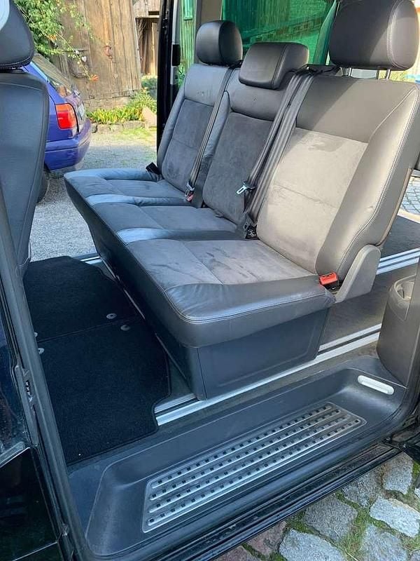 Gebraucht VW Multivan Highline 179 PS (131 kW) 2012 Schwarz Van