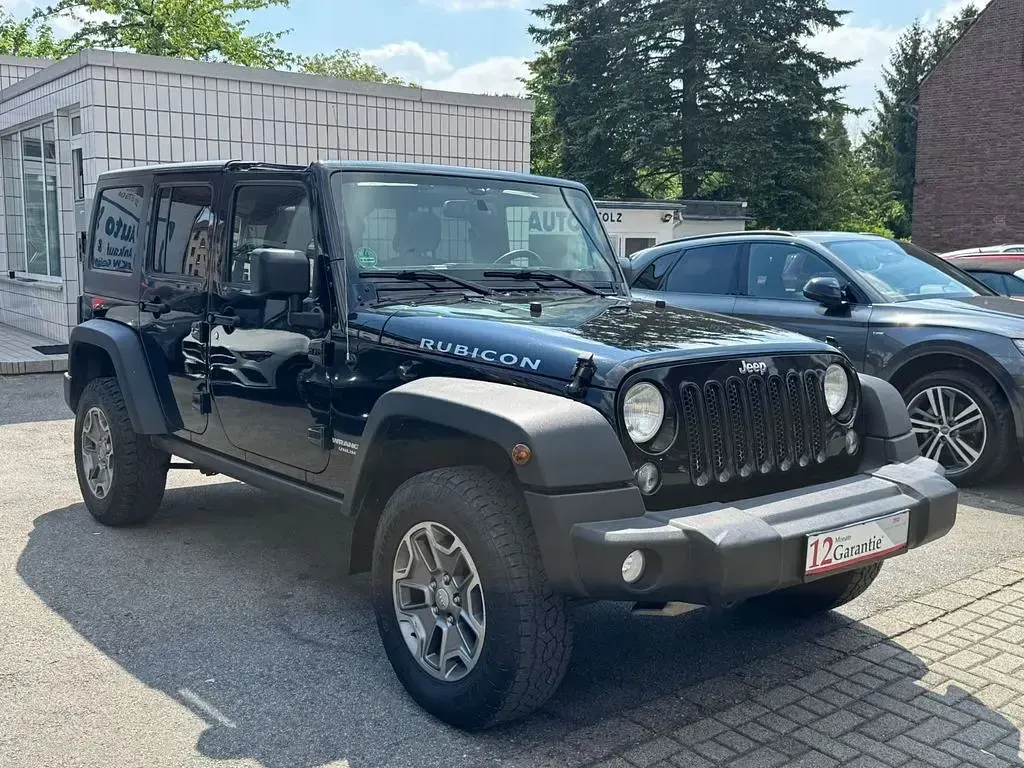 Gebraucht Jeep Wrangler Unlimited Rubicon 200 PS (147 kW) 2015 Schwarz SUV