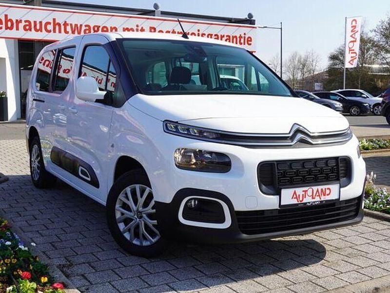 Gebraucht Citroën Berlingo Feel 131 PS (96 kW) 2020 Eisweiß uni Van / Kleinbus