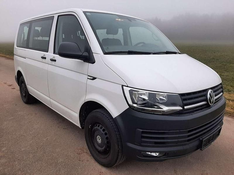 Gebraucht VW Transporter 102 PS (75 kW) 2019 Candyweiß Van