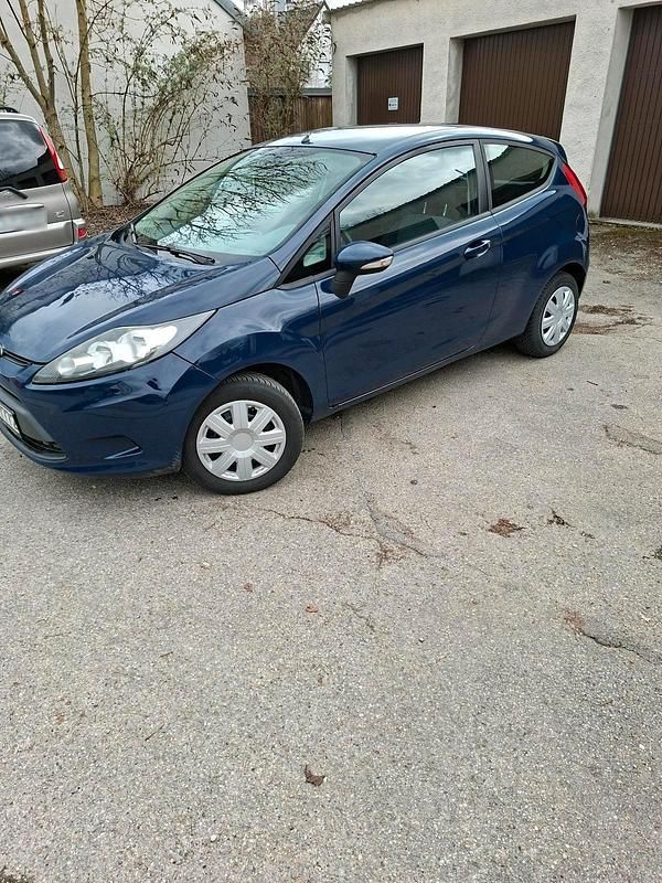 Gebraucht Ford Fiesta 69 PS (50 kW) 2009 Kleinwagen