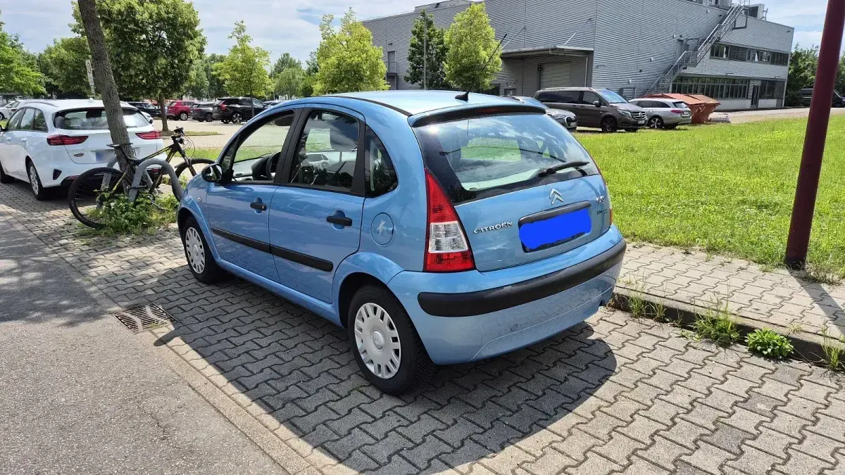 Gebraucht Citroën C3 60 PS (44 kW) 2006 Blau Limousine