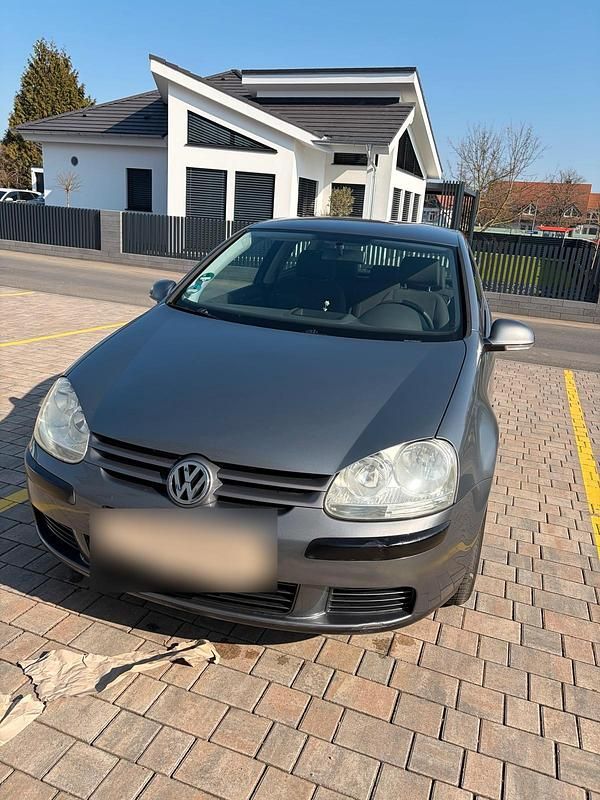 Gebraucht VW Golf 55 PS (40 kW) 2004 Grau Coupé