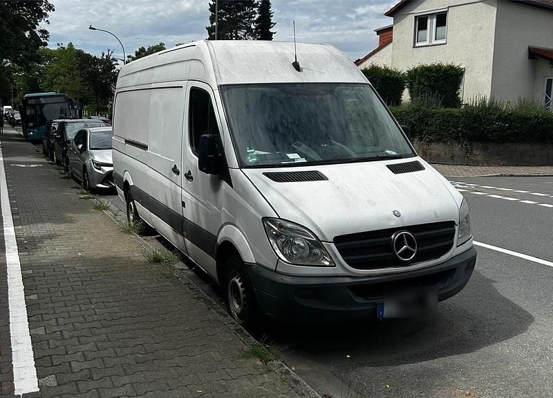 Weiß Gebraucht 2011 Mercedes Sprinter Van | 6.990 € (Fairer Preis) - Bild 1/4