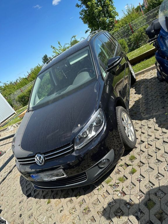 Schwarz Gebraucht 2012 VW Touran Style Van / Kleinbus | 3.250 € (Superpreis) - Bild 1/4