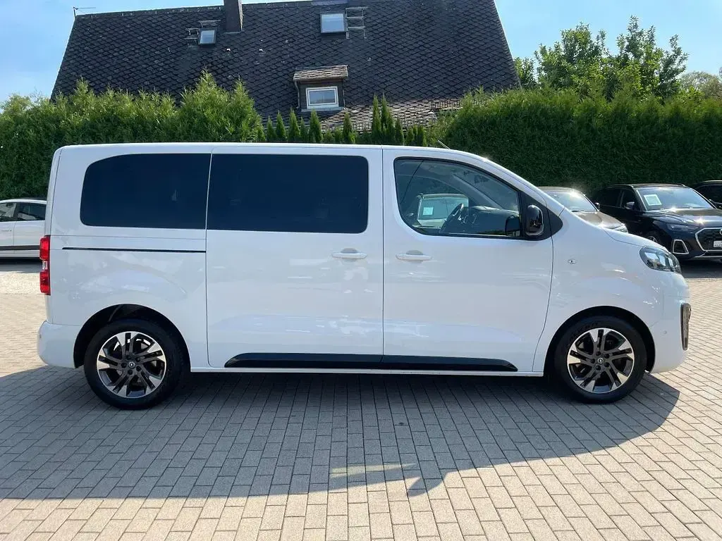 Gebraucht Opel Zafira Life Edition 144 PS (105 kW) 2021 Weiß Van / Kleinbus