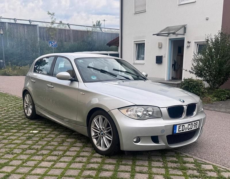 Grau Gebraucht 2007 BMW 116 M Sport Kleinwagen | 1.900 € (Superpreis) - Bild 1/4