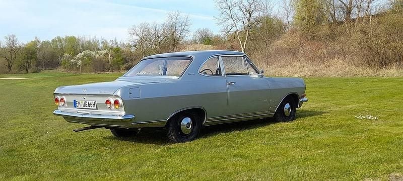 Gebraucht Opel Rekord 90 PS (66 kW) 1966 Silber Coupé