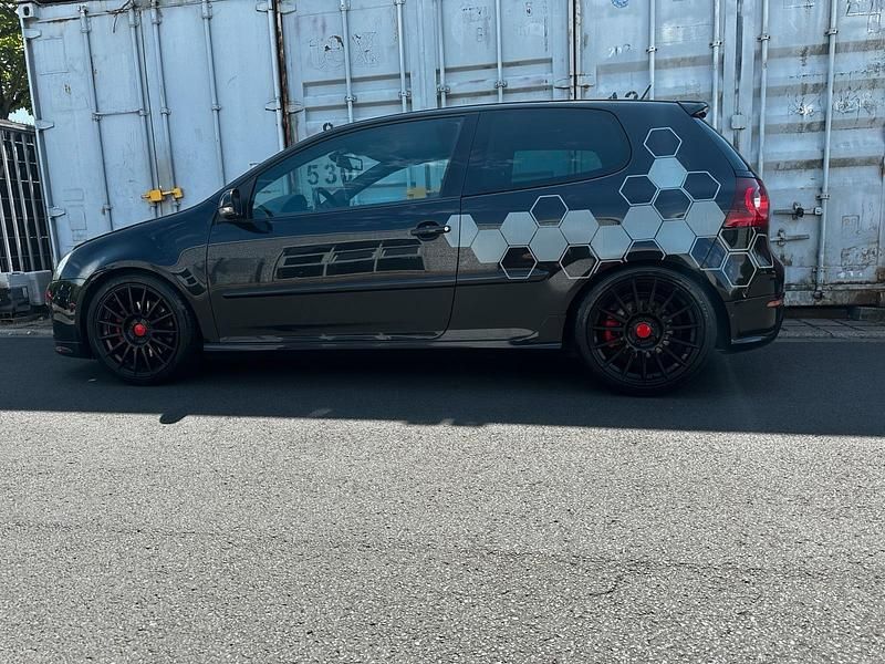 Schwarz Gebraucht 2007 VW Golf V Edition Kleinwagen | 6.450 € - Bild 1/4