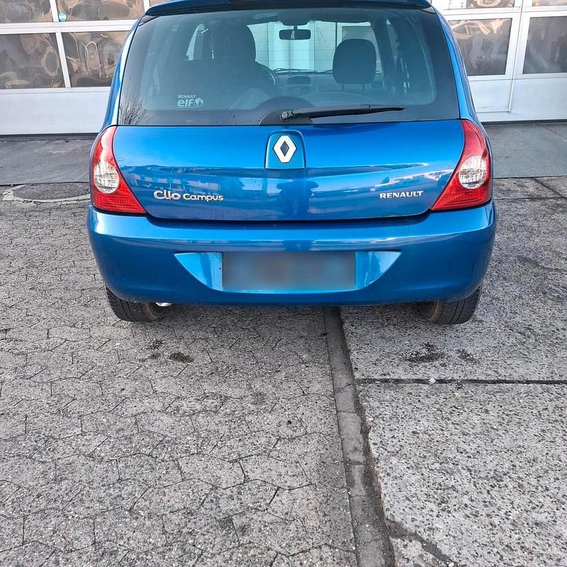 Gebraucht Renault Clio II 74 PS (54 kW) 2007 Blau Kleinwagen