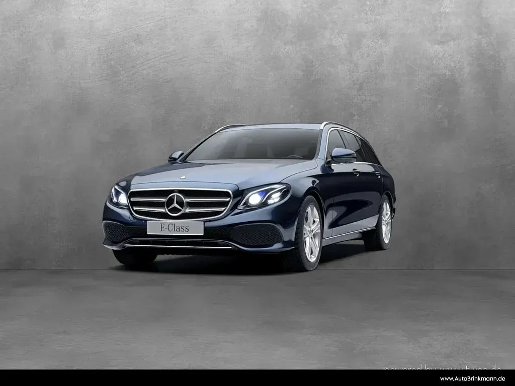 Second-hand Mercedes E400 333 CP (244 kW) 2017 Albastru Break