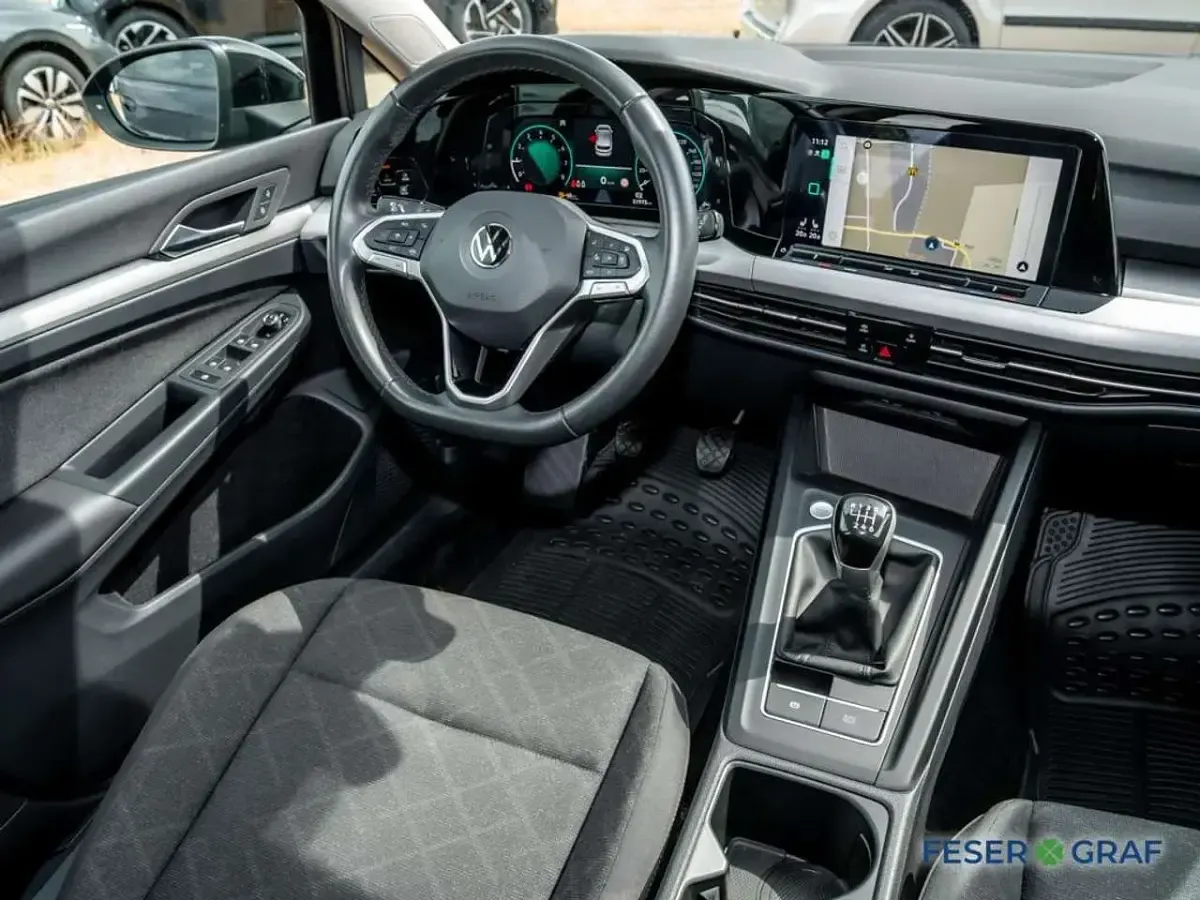 Gebraucht VW Golf VIII Life 131 PS (96 kW) 2023 Schwarz Limousine
