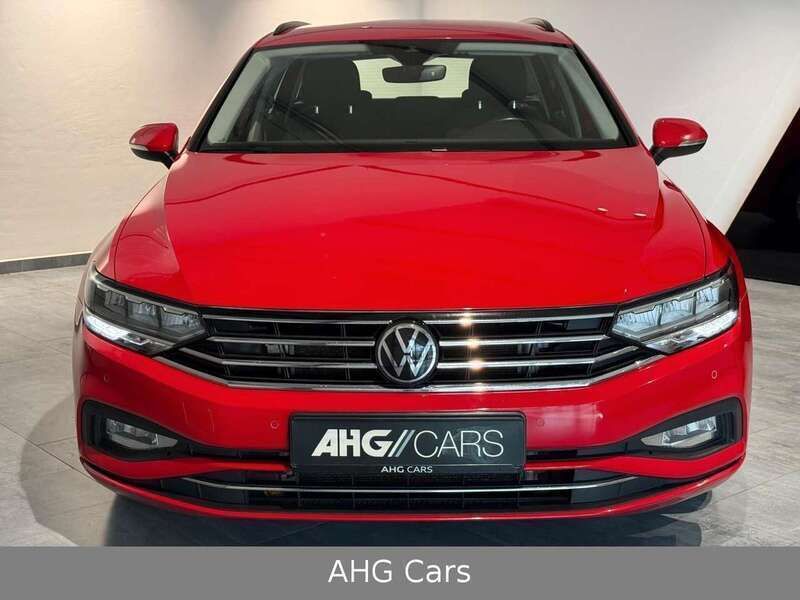 Rot Gebraucht 2020 VW Passat R Kombi | 19.999 € (Fairer Preis) - Bild 1/4