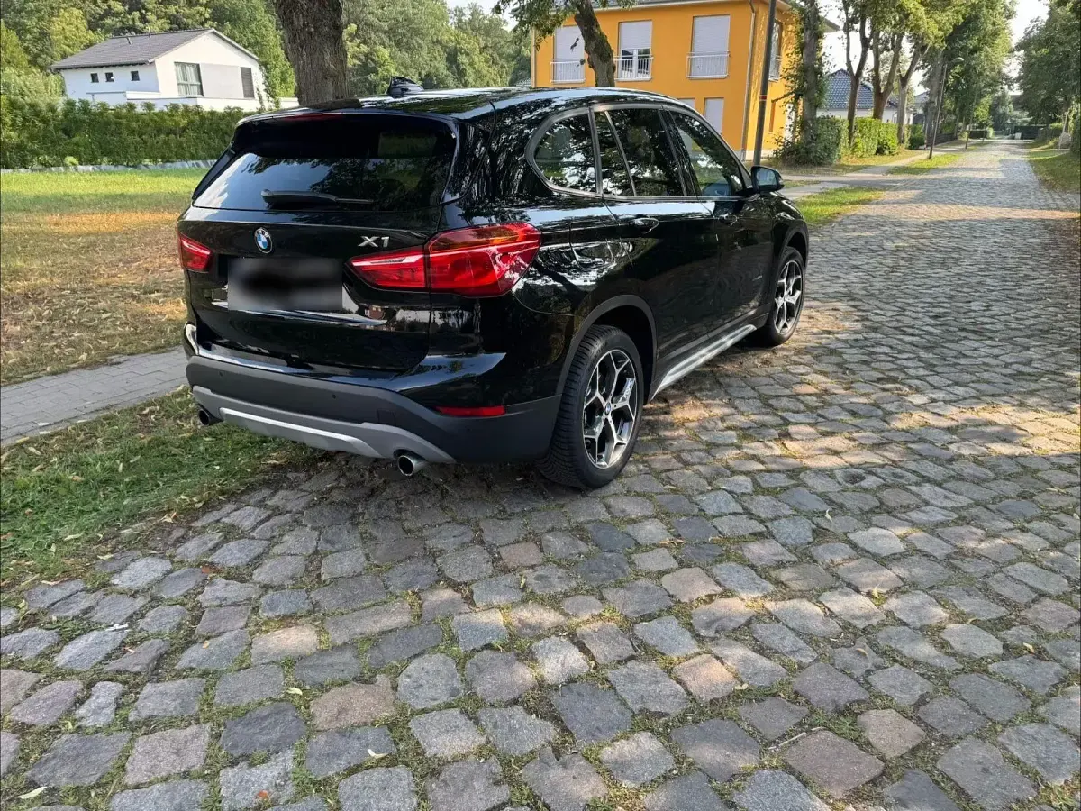 Gebraucht BMW X1 xLine 192 PS (141 kW) 2016 Schwarz SUV