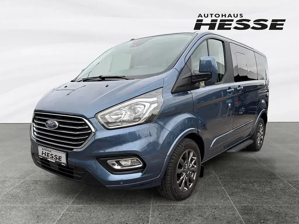 Gebraucht Ford Tourneo Titanium 131 PS (96 kW) 2022 Blau Van / Kleinbus