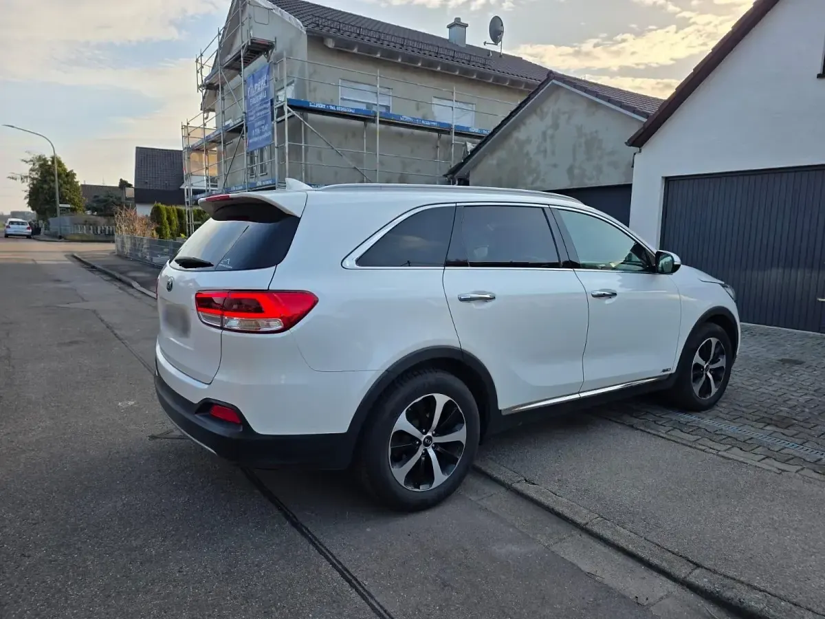 Gebraucht Kia Sorento 200 PS (147 kW) 2015 Weiß SUV