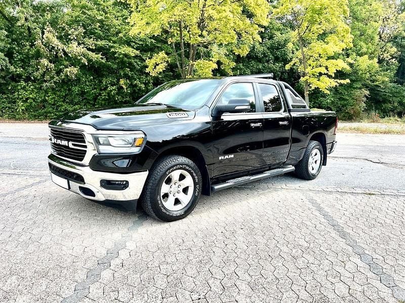 Schwarz Gebraucht 2020 Dodge Ram Abholung | 29.990 € (Superpreis) - Bild 1/4