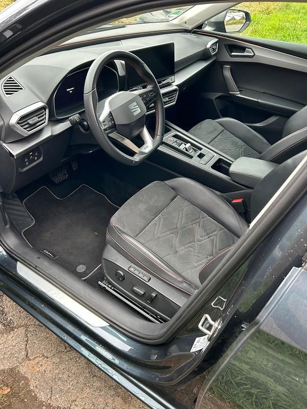 Gebraucht Seat Leon FR 110 PS (80 kW) 2021 Grau Limousine