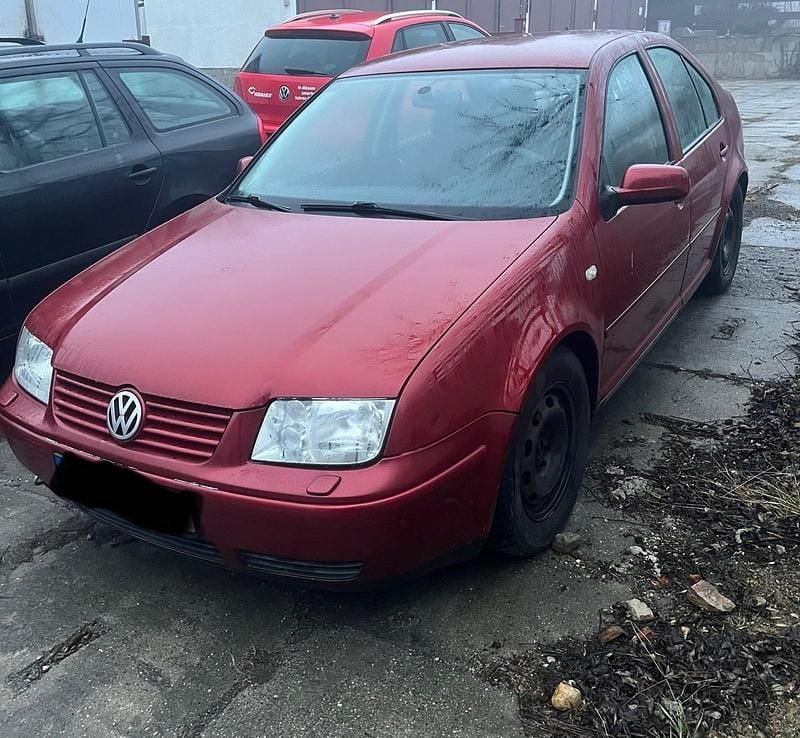 Rot Gebraucht 1998 VW Bora Limousine | 550 € - Bild 1/3