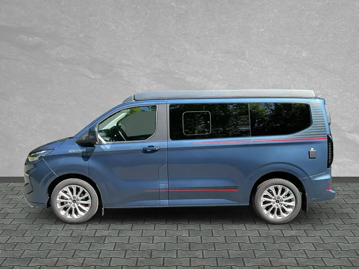 Gebraucht Buerstner Copa C 500 170 PS (125 kW) 2025 Blue metallic Van
