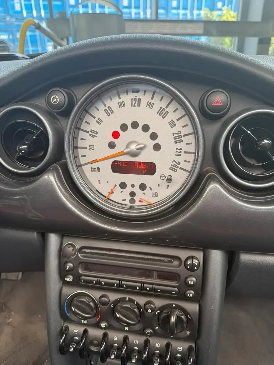 Usata Mini Cooper Cabriolet 116 CV (85 kW) 2005 Nero Cabrio