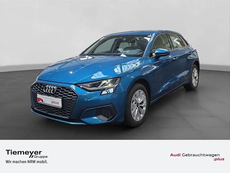 Blau Gebraucht 2022 Audi A3 Sportback e-tron Design Limousine | 25.440 € (Fairer Preis) - Bild 1/4