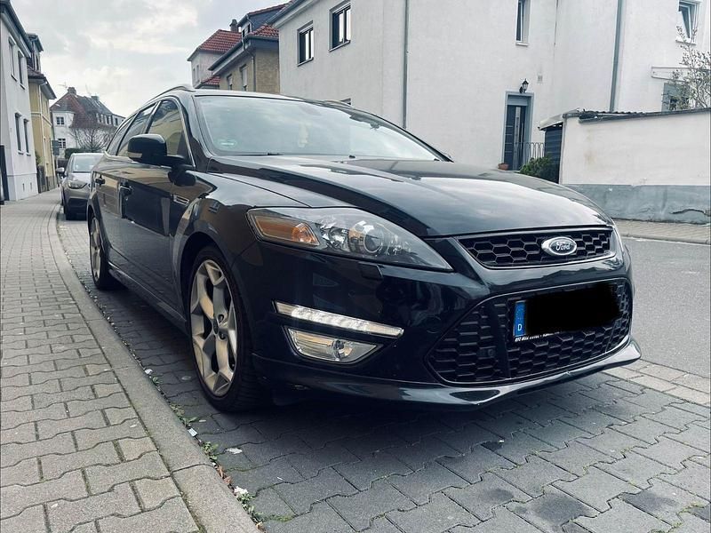 Gebraucht Ford Mondeo 163 PS (119 kW) 2014 Schwarz Kombi