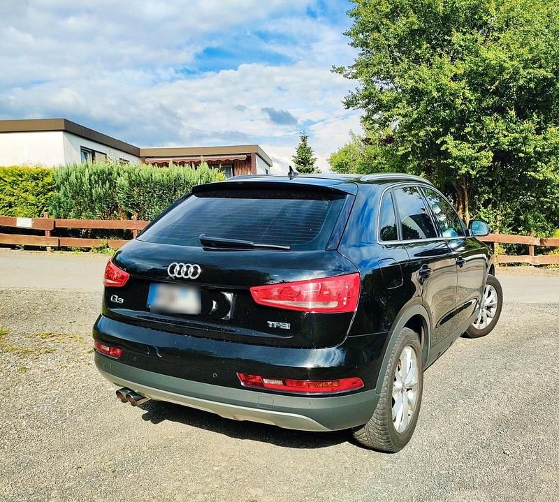 Usata Audi Q3 Advanced 125 CV (91 kW) 2017 Nero SUV