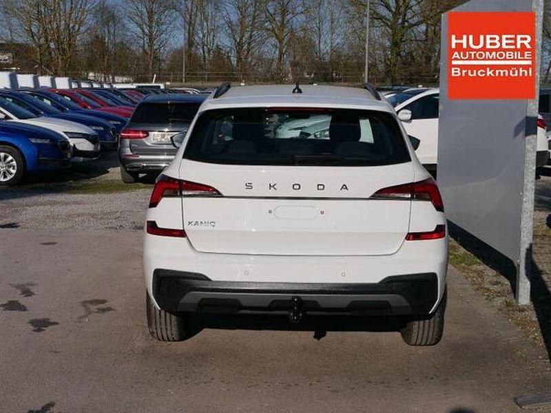 Neu Skoda Kamiq Selection 150 PS (110 kW) 2026 Candyweiß SUV