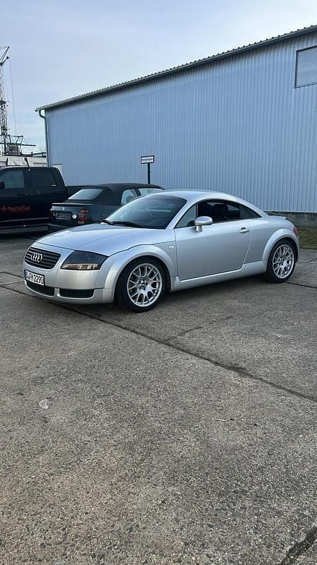 Gebraucht Audi TT 180 PS (132 kW) 1999 Silber Coupé