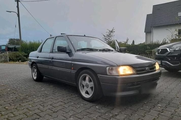 Gebraucht Ford Orion Ghia 1990 Silber Limousine