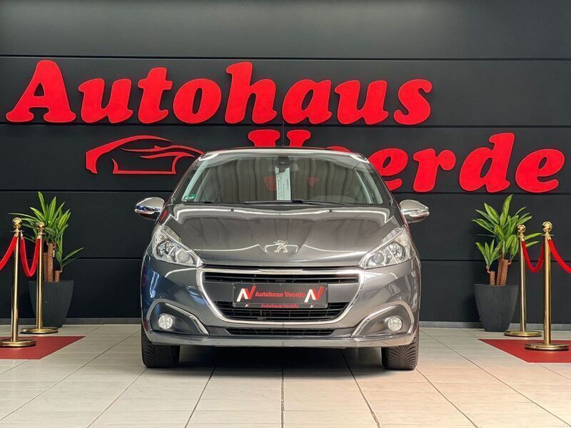 Gebraucht Peugeot 208 Style 82 PS (60 kW) 2018 Grau Kleinwagen
