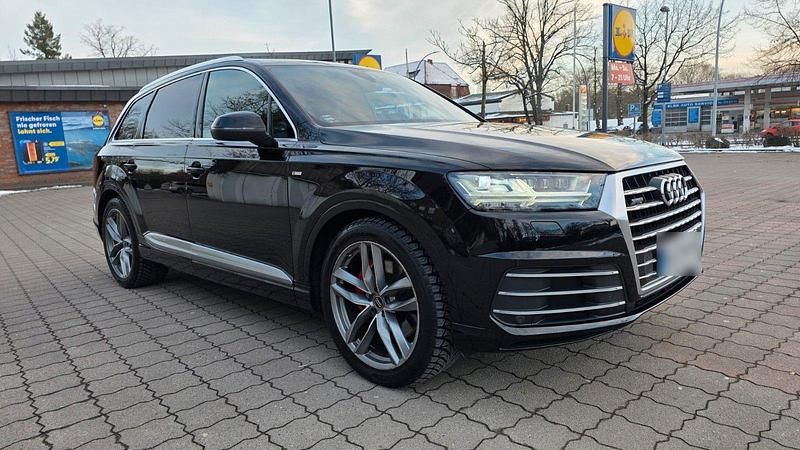 Gebraucht Audi Q7 Ambiente 272 PS (200 kW) 2016 Schwarz SUV