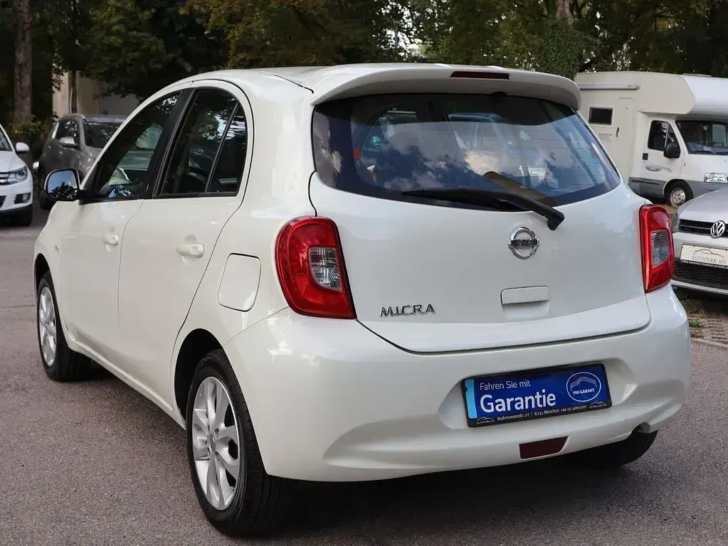 Gebraucht Nissan Micra Acenta 80 PS (58 kW) 2014 Weiß Kleinwagen