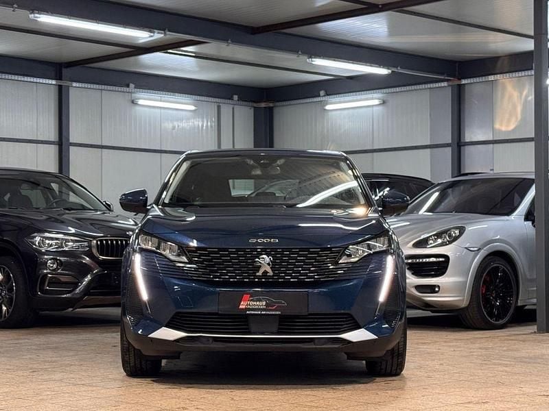 Gebraucht Peugeot 5008 Active 131 PS (96 kW) 2021 Blau SUV