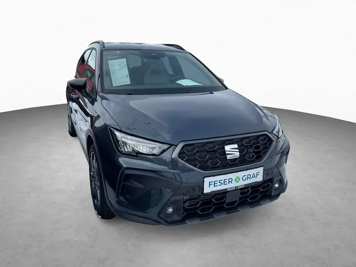 Neu Seat Arona FR 116 PS (85 kW) 2026 Magnetic grau SUV