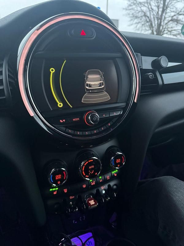 Gebraucht Mini Cooper Coupé Sport 190 PS (139 kW) 2016 Schwarz Coupé