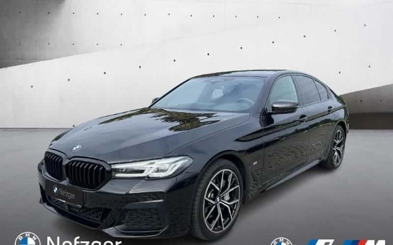 Schwarz Gebraucht 2022 BMW 530 Shadowline Limousine | 39.900 € (Fairer Preis) - Bild 1/4