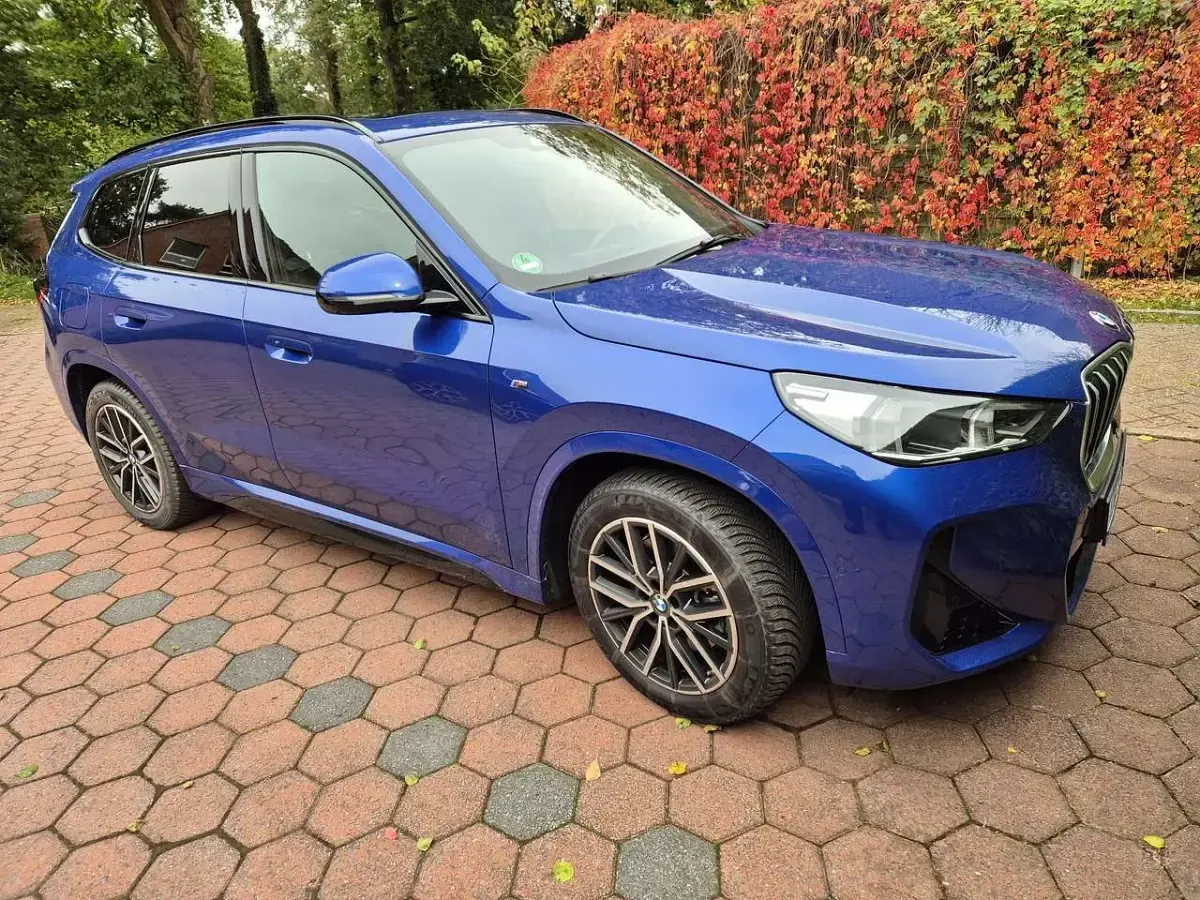 Gebraucht BMW X1 M Sport 170 PS (125 kW) 2023 Blau SUV