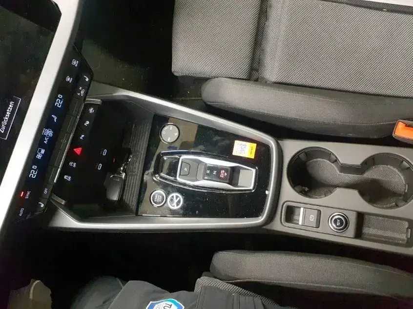 Brugt Audi A3 S-Line 150 HK (110 kW) 2025 Grå Sedan