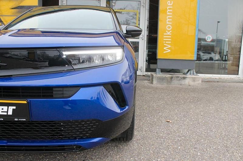 Neu Opel Mokka 145 PS (106 kW) 2026 Kolibri blau SUV