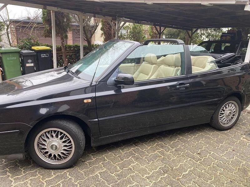 Gebraucht VW Golf Cabriolet Highline 101 PS (74 kW) 1999 Schwarz Cabrio