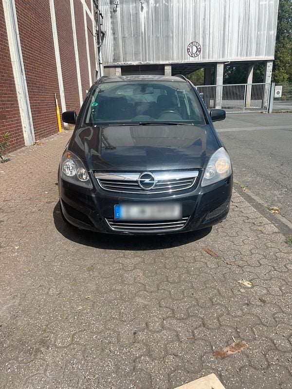 Schwarz Gebraucht 2013 Opel Zafira Van / Kleinbus | 1.250 € (Superpreis) - Bild 1/4