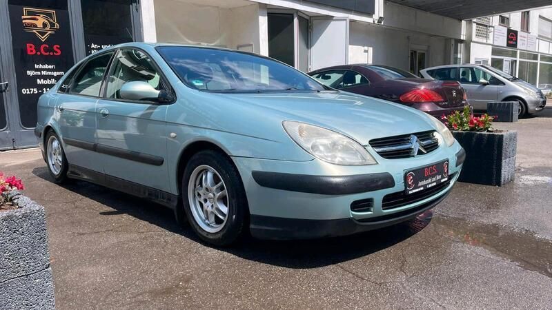 Blau Gebraucht 2002 Citroën C5 Limousine | 2.390 € (Fairer Preis) - Bild 1/4