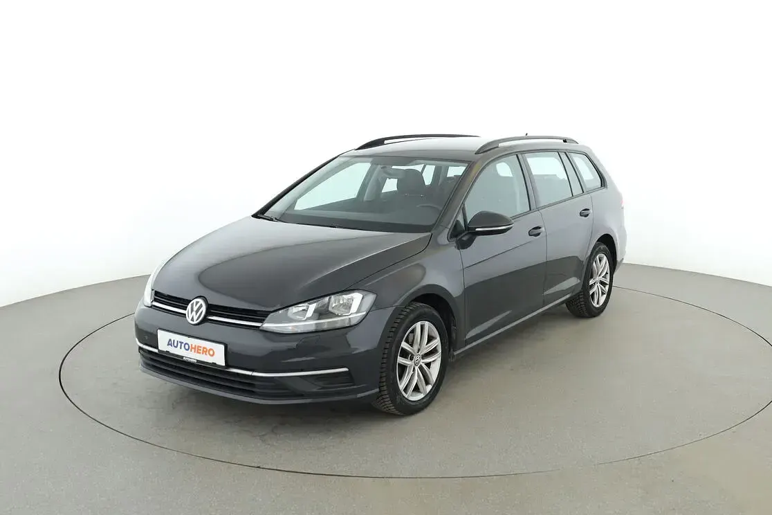 Gebraucht VW Golf VII Comfortline 116 PS (85 kW) 2020 Kombi