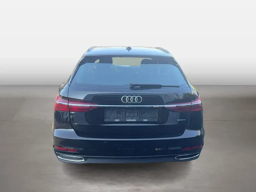 Gebraucht Audi A6 Ambiente 299 PS (219 kW) 2022 Mythosschwarz Kombi