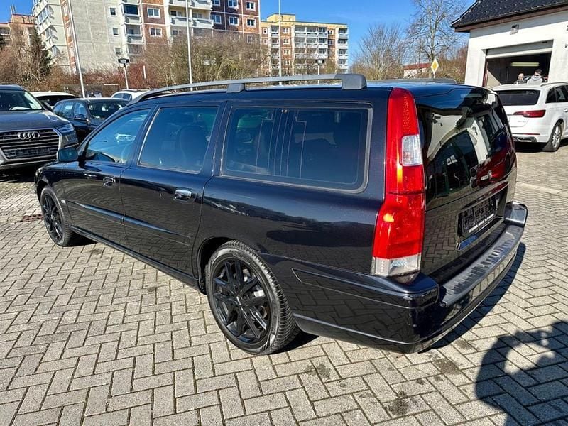 Gebraucht Volvo V70 Momentum 163 PS (119 kW) 2005 Schwarz Kombi