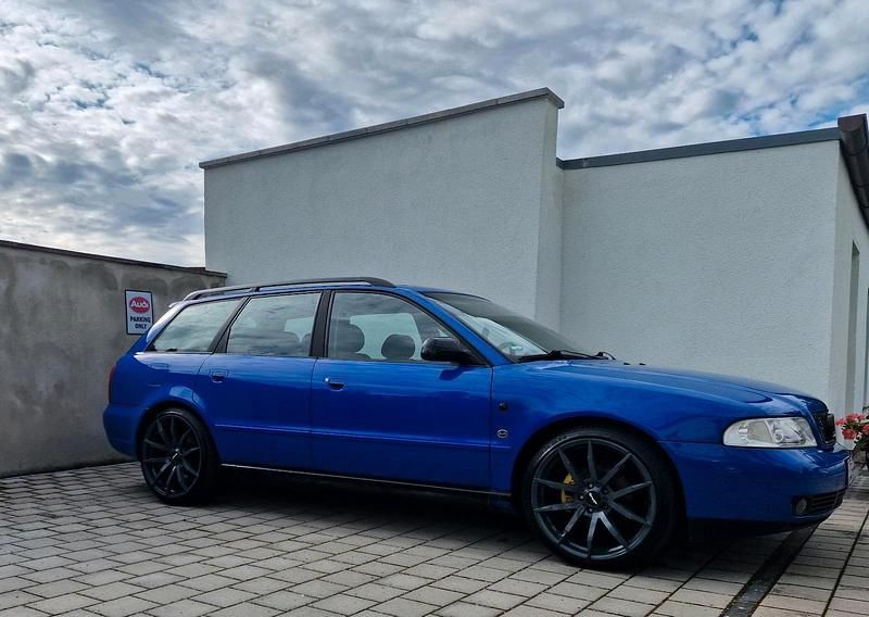 Gebraucht Audi A4 Comfort 150 PS (110 kW) 1997 Blau Kombi