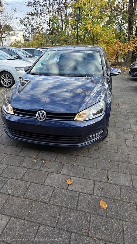 Blau Gebraucht 2015 VW Golf VII Kleinwagen | 9.600 € (Guter Preis) - Bild 1/4